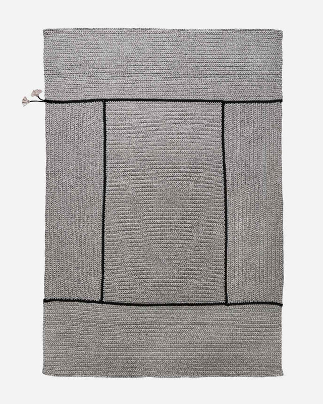 Wall Flower Rug 200X300 - Light Black
