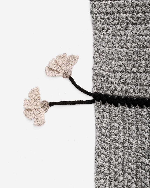 Wall Flower Rug 200X300 - Light Black
