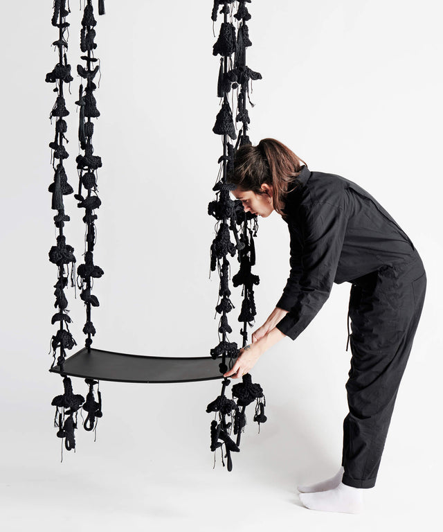 4 Arm Swing, Metal Seat - Black