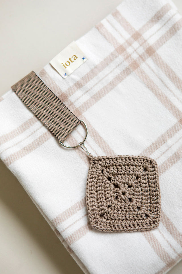 Strap Blanket - Beige