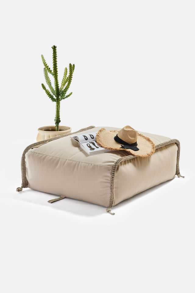 Contour Ottoman