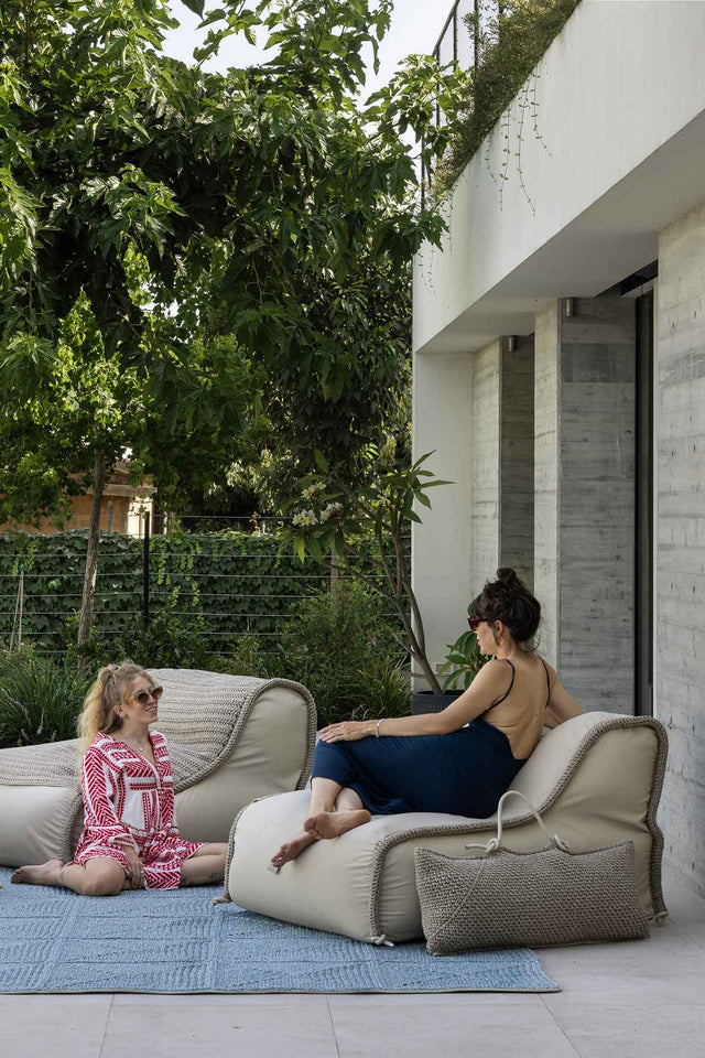 Contour Backrest Pouf - Narrow